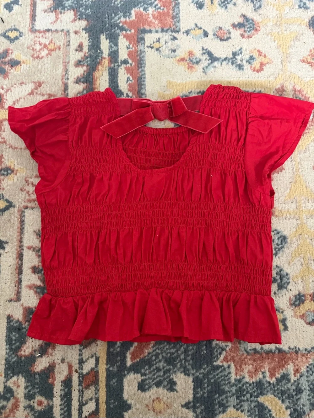 Girl’s Old Navy Red Smocked Short Sleeve Top with Back Tie Detail sz8- like New!